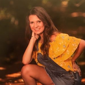 Meet your Posher, Haley